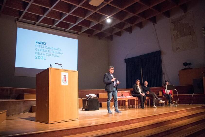 Alcuni momenti della presentazione in Sala Verdi del Teatro della Fortuna: candidatura di Fano a Capitale Italiana della Cultura 2021