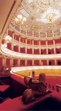 Teatro della Fortuna Scorcio della sala degli spettacoli da un palco del primo ordine.