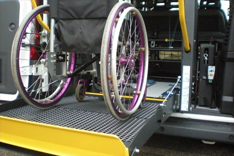 Elezioni: presso i seggi sarà attivo il servizio trasporto disabili domenica e lunedì 20 e 21 settembre 2020